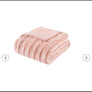 Pink Throwblanket